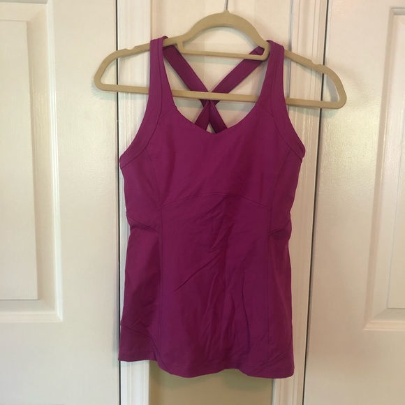 Lululemon cross back tank - Picture 1 of 3